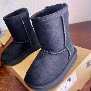 toddler Uggs